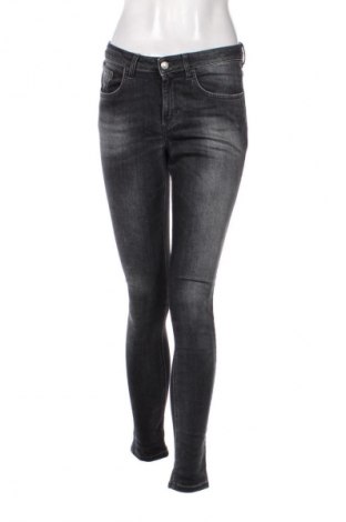 Női farmernadrág Won Hundred, Méret M, Szín Szürke, Ár 14 964 Ft