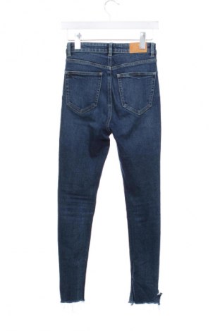 Dámske džínsy  Zara, Veľkosť S, Farba Modrá, Cena  13,80 €