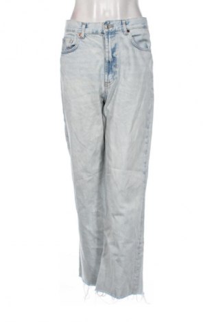 Damskie jeansy Zara, Rozmiar M, Kolor Niebieski, Cena 71,99 zł