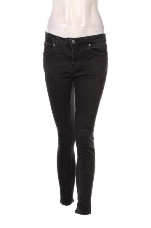 Дамски дънки Zara, Размер M, Цвят Черен, Цена 26,99 лв.
