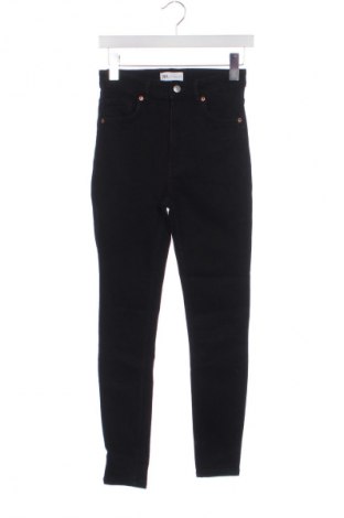 Női farmernadrág Zara, Méret XS, Szín Fekete, Ár 7 039 Ft
