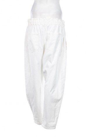 Γυναικείο Τζίν Zara, Μέγεθος XL, Χρώμα Λευκό, Τιμή 13,81 €