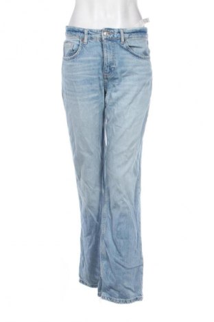 Дамски дънки Zara, Размер S, Цвят Син, Цена 26,98 лв.