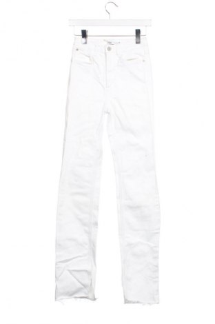 Γυναικείο Τζίν Zara, Μέγεθος XS, Χρώμα Λευκό, Τιμή 13,80 €