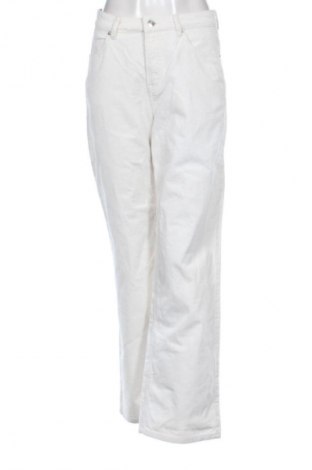 Дамски джинси H&M Divided, Размер S, Цвят Екрю, Цена 29,00 лв.