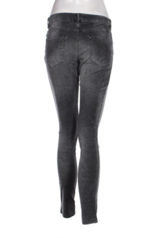 Pantaloni de velvet de femei Massimo Dutti, Mărime M, Culoare Gri, Preț 76,99 Lei