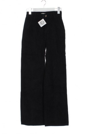 Damskie sztruksy Roxy, Rozmiar XS, Kolor Czarny, Cena 232,99 zł