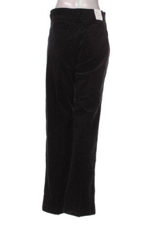 Дамски джинси S.Oliver, Размер M, Цвят Черен, Цена 109,99 лв.