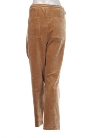 Дамски джинси S.Oliver, Размер 3XL, Цвят Кафяв, Цена 109,99 лв.