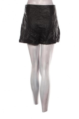 Női rövidnadrág Amisu, Méret M, Szín Fekete, Ár 4 949 Ft