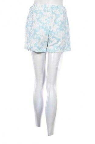 Дамски къс панталон Beloved, Размер M, Цвят Многоцветен, Цена 19,00 лв.