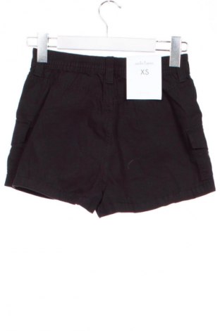 Dámské kraťasy  Bershka, Velikost XS, Barva Černá, Cena  391,00 Kč