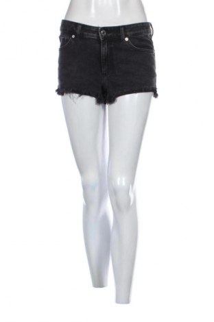 Damen Shorts Clockhouse, Größe M, Farbe Schwarz, Preis 10,00 €