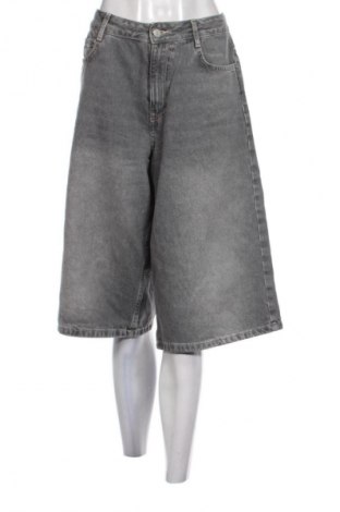 Дамски къс панталон Denim Co., Размер L, Цвят Сив, Цена 19,00 лв.