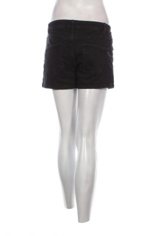 Női rövidnadrág Esmara, Méret M, Szín Fekete, Ár 3 910 Ft