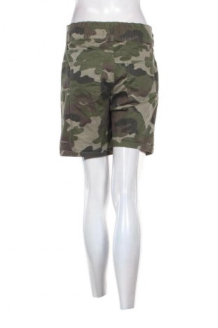 Γυναικείο κοντό παντελόνι F&F, Μέγεθος S, Χρώμα Πολύχρωμο, Τιμή 9,74 €