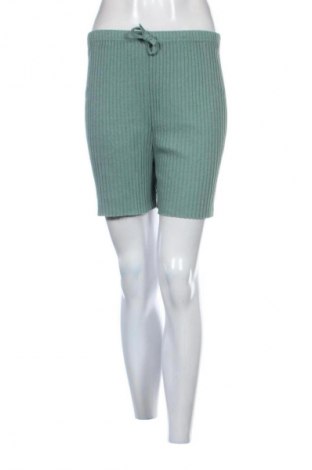 Дамски къс панталон FullaModa, Размер M, Цвят Зелен, Цена 19,00 лв.