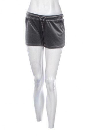 Damen Shorts Gina Tricot, Größe S, Farbe Grau, Preis € 10,23