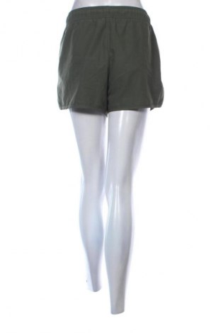 Дамски къс панталон H&M, Размер M, Цвят Зелен, Цена 19,00 лв.