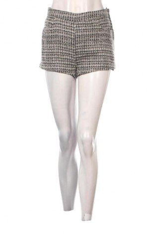 Дамски къс панталон H&M Divided, Размер S, Цвят Многоцветен, Цена 19,99 лв.