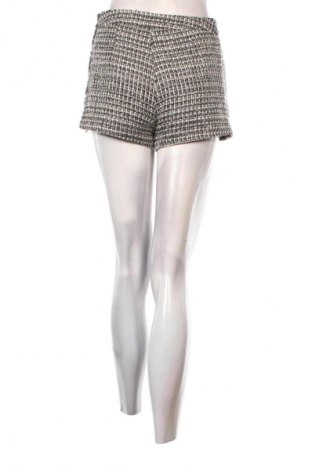 Дамски къс панталон H&M Divided, Размер S, Цвят Многоцветен, Цена 19,99 лв.