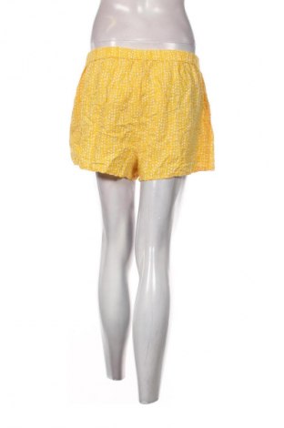 Дамски къс панталон Love To Lounge, Размер M, Цвят Многоцветен, Цена 13,99 лв.