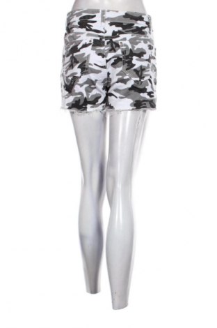 Damskie szorty Miss Rj, Rozmiar M, Kolor Kolorowy, Cena 44,00 zł