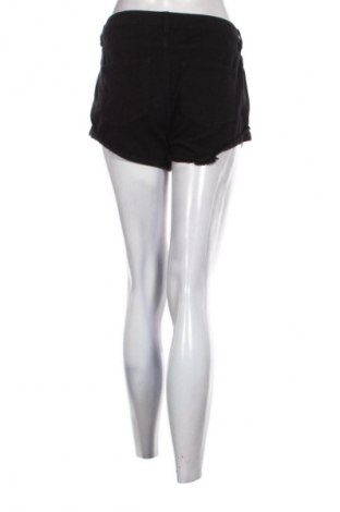 Damen Shorts Noisy May, Größe L, Farbe Schwarz, Preis 17,00 €