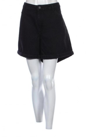 Damen Shorts Noisy May, Größe XXL, Farbe Schwarz, Preis 17,30 €