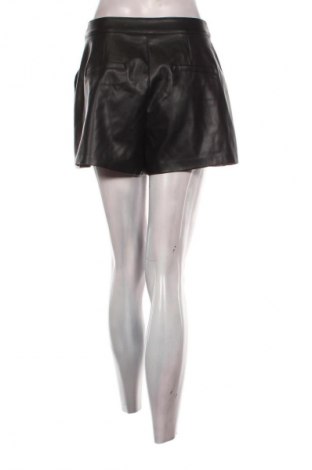 Γυναικείο κοντό παντελόνι ONLY, Μέγεθος S, Χρώμα Μαύρο, Τιμή 11,99 €