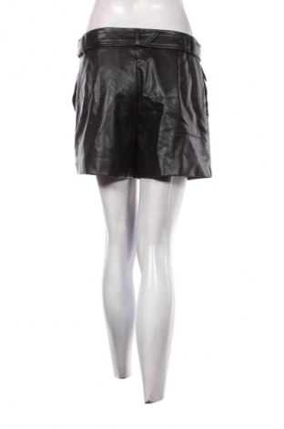 Дамски къс панталон Orsay, Размер L, Цвят Черен, Цена 14,99 лв.