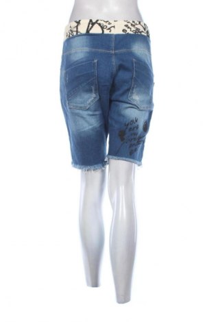 Дамски къс панталон Pause Jeans, Размер L, Цвят Син, Цена 34,00 лв.