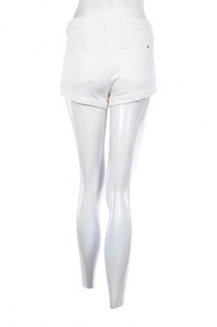 Damen Shorts Reserved, Größe S, Farbe Weiß, Preis 9,74 €