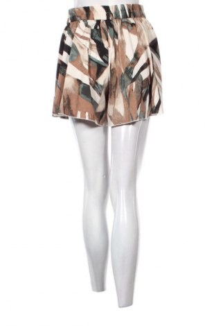 Γυναικείο κοντό παντελόνι SHEIN, Μέγεθος S, Χρώμα Πολύχρωμο, Τιμή 9,74 €