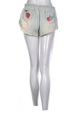 Дамски къс панталон Spell, Размер L, Цвят Многоцветен, Цена 48,00 лв.