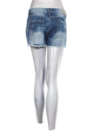 Дамски къс панталон Stradivarius, Размер M, Цвят Син, Цена 19,00 лв.