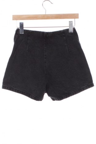 Dámske kraťasy  Stradivarius, Veľkosť XS, Farba Čierna, Cena  9,72 €