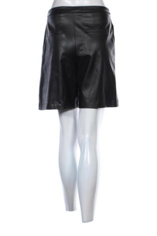 Дамски къс панталон Unbranded, Размер S, Цвят Черен, Цена 31,00 лв.