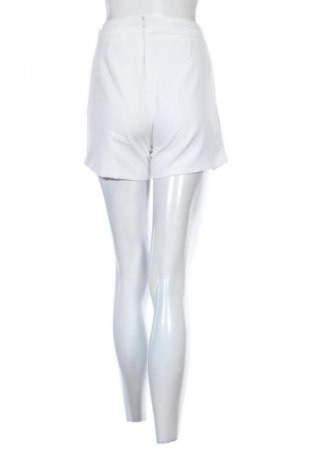 Γυναικείο κοντό παντελόνι Unbranded, Μέγεθος S, Χρώμα Λευκό, Τιμή 9,72 €