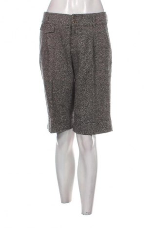 Дамски къс панталон Unbranded, Размер XL, Цвят Многоцветен, Цена 36,10 лв.