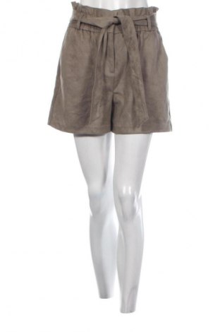 Pantaloni scurți de femei Vero Moda, Mărime M, Culoare Bej, Preț 50,99 Lei
