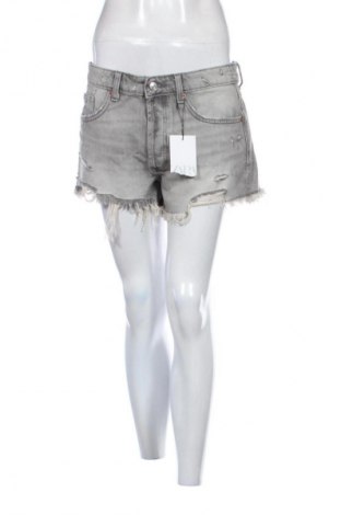 Női rövidnadrág Zara, Méret L, Szín Szürke, Ár 7 200 Ft