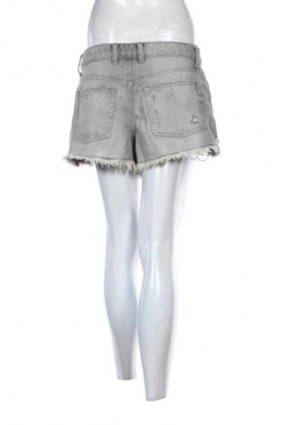 Női rövidnadrág Zara, Méret L, Szín Szürke, Ár 7 200 Ft