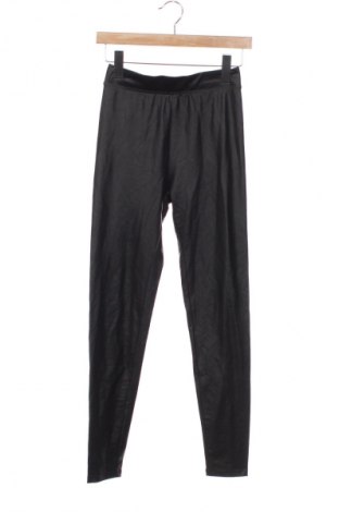 Дамски клин Bershka, Размер XXS, Цвят Черен, Цена 16,99 лв.