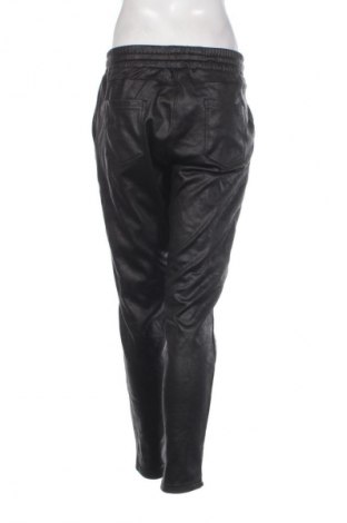 Дамски клин Blind Date, Размер M, Цвят Черен, Цена 16,99 лв.