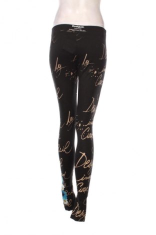 Дамски клин Desigual, Размер M, Цвят Многоцветен, Цена 41,99 лв.