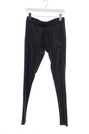 Дамски клин Gina Tricot, Размер L, Цвят Черен, Цена 20,00 лв.