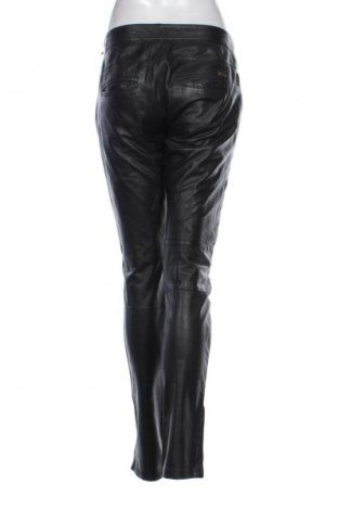Γυναικείο παντελόνι δερμάτινο Object, Μέγεθος M, Χρώμα Μαύρο, Τιμή 127,79 €