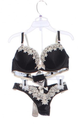 Damski zestaw Primark, Rozmiar XS, Kolor Kolorowy, Cena 62,07 zł