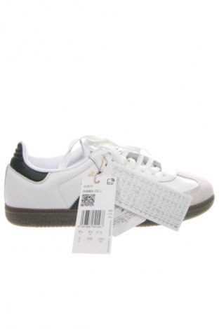 Дамски обувки Adidas Originals, Размер 37, Цвят Многоцветен, Цена 204,99 лв.